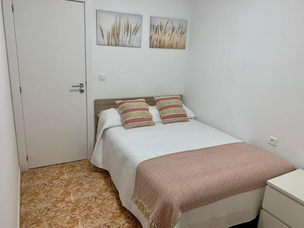Apartamentos Custodio 阿亚蒙特 外观 照片