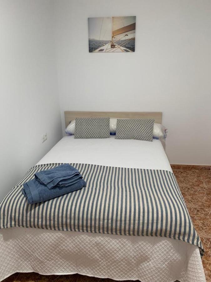 Apartamentos Custodio 阿亚蒙特 外观 照片
